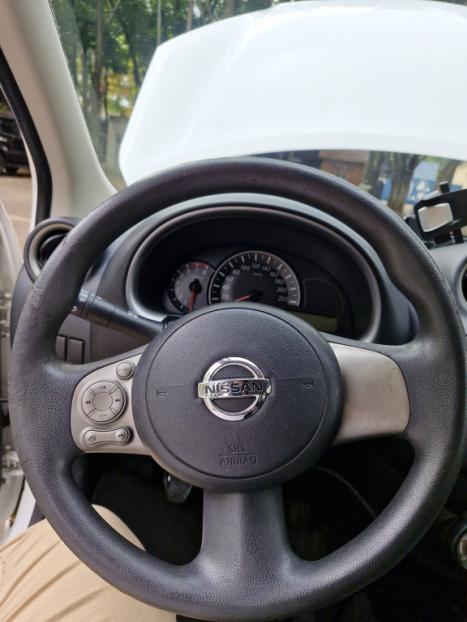 NISSAN March 1.6 16V 4P SV FLEX, Foto 9