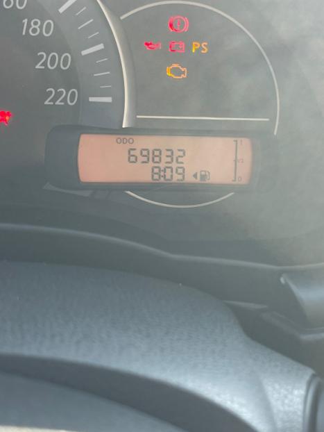NISSAN March 1.6 16V 4P S FLEX, Foto 10