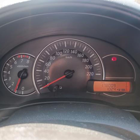 NISSAN March 1.6 16V 4P SL FLEX, Foto 8