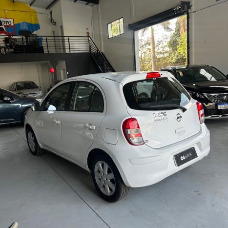 NISSAN March 1.6 16V 4P SV FLEX, Foto 6