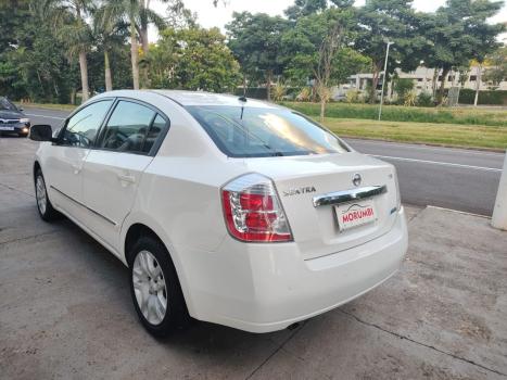 NISSAN Sentra 2.0 16V 4P SL, Foto 4