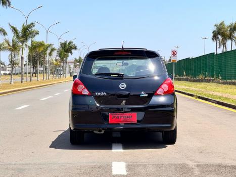 NISSAN Tiida Hatch 1.8 16V 4P SL FLEX, Foto 6