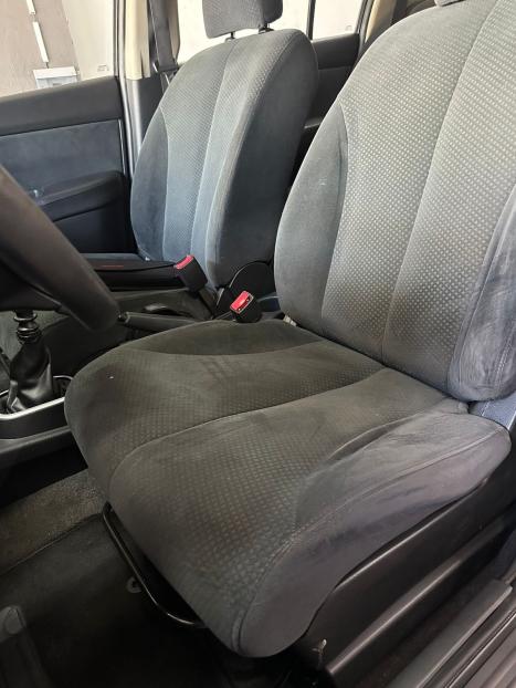 NISSAN Tiida Hatch 1.8 16V 4P S FLEX, Foto 8