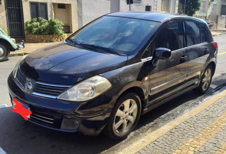 NISSAN Tiida Hatch 1.8 16V 4P S AUTOMTICO, Foto 2