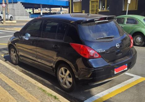 NISSAN Tiida Hatch 1.8 16V 4P S AUTOMTICO, Foto 3