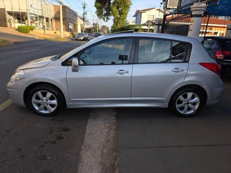NISSAN Tiida Hatch 1.8 16V 4P SL FLEX, Foto 3