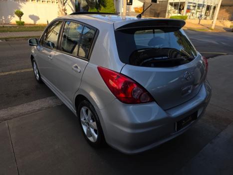 NISSAN Tiida Hatch 1.8 16V 4P SL FLEX, Foto 4