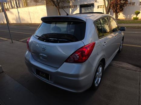 NISSAN Tiida Hatch 1.8 16V 4P SL FLEX, Foto 6