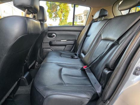 NISSAN Tiida Hatch 1.8 16V 4P SL FLEX, Foto 9