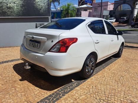 NISSAN Versa Sedan 1.0 4P FLEX, Foto 4