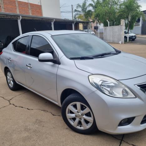 NISSAN Versa Sedan 1.6 16V 4P FLEX SL, Foto 1