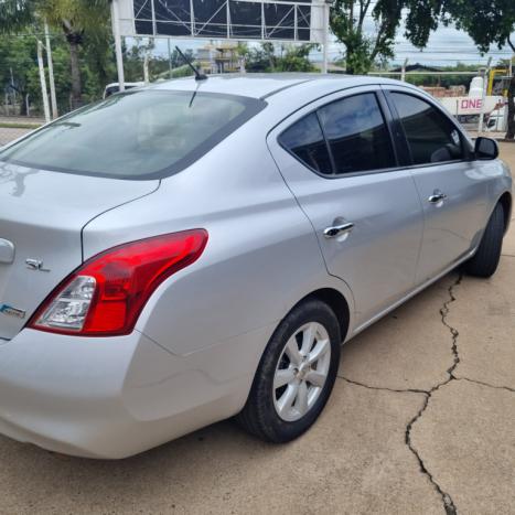 NISSAN Versa Sedan 1.6 16V 4P FLEX SL, Foto 2