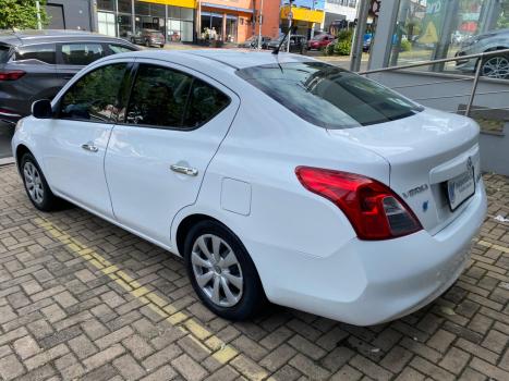 NISSAN Versa Sedan 1.6 16V 4P FLEX SV, Foto 4