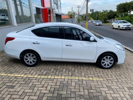 NISSAN Versa Sedan 1.6 16V 4P FLEX SV, Foto 8