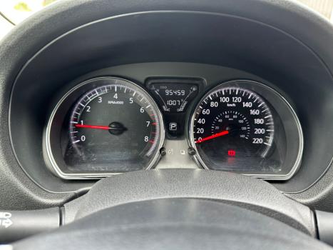 NISSAN Versa Sedan 1.6 16V 4P FLEX EXCLUSIVE XTRONIC AUTOMTICO CVT, Foto 7