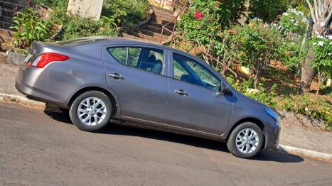 NISSAN Versa Sedan 1.0 4P FLEX S, Foto 1