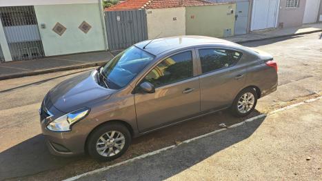 NISSAN Versa Sedan 1.0 4P FLEX S, Foto 3
