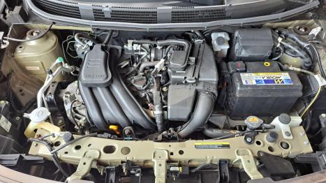 NISSAN Versa Sedan 1.0 4P FLEX S, Foto 12