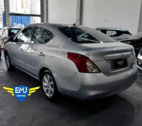 NISSAN Versa Sedan 1.6 16V 4P FLEX SL, Foto 4