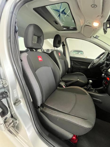 PEUGEOT 207 Hatch 1.6 16V 4P QUIKSILVER FLEX, Foto 12