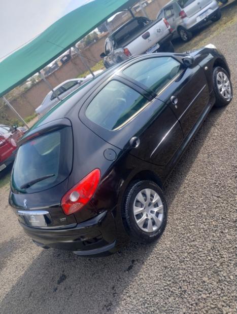 PEUGEOT 207 Hatch 1.4 4P ACTIVE FLEX, Foto 2