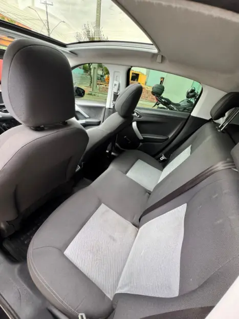 PEUGEOT 208 1.5 4P FLEX ALLURE, Foto 9