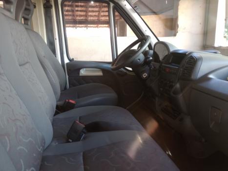 PEUGEOT Boxer 2.3 HDI 330 TURBO DIESEL 16 LUGARES, Foto 4