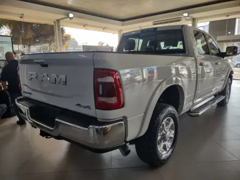 RAM 2500 6.7 I6 24V SLT CABINE DUPLA TURBO DIESEL LARAMIE 4X4 AUTOMTICO, Foto 9