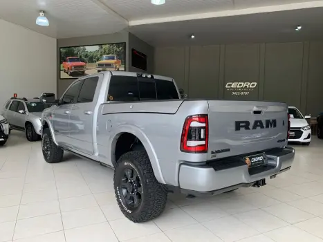 RAM 2500 6.7 I6 24V SLT CABINE DUPLA TURBO DIESEL NIGHT EDITION 4X4 AUTOMTICO, Foto 3