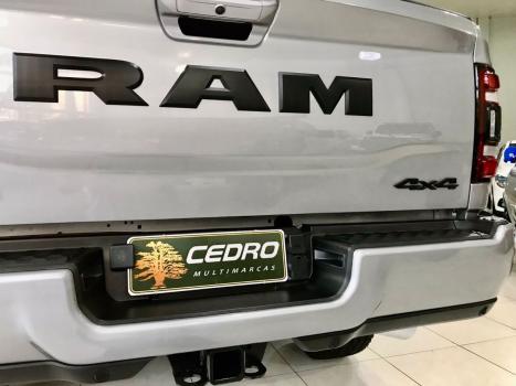 RAM 2500 6.7 I6 24V SLT CABINE DUPLA TURBO DIESEL NIGHT EDITION 4X4 AUTOMTICO, Foto 22