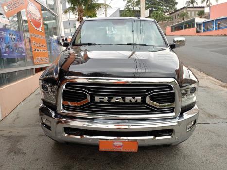 RAM 2500 6.7 I6 24V SLT CABINE DUPLA TURBO DIESEL LARAMIE 4X4 AUTOMTICO, Foto 3