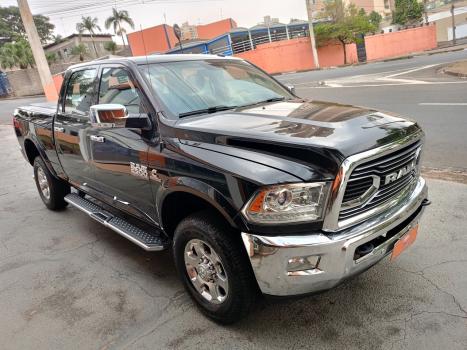 RAM 2500 6.7 I6 24V SLT CABINE DUPLA TURBO DIESEL LARAMIE 4X4 AUTOMTICO, Foto 4