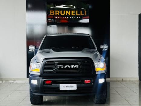 RAM 2500 6.7 I6 24V SLT CABINE DUPLA TURBO DIESEL LARAMIE 4X4 AUTOMTICO, Foto 2