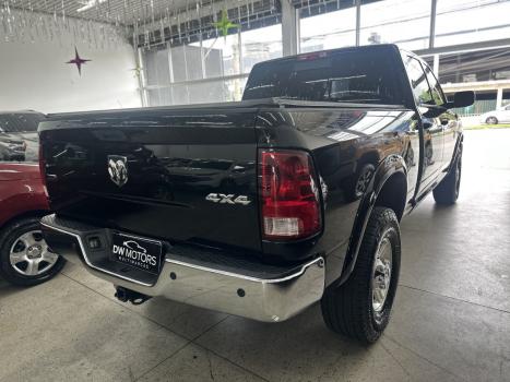 RAM 2500 6.7 I6 24V SLT CABINE DUPLA TURBO DIESEL LARAMIE 4X4 AUTOMTICO, Foto 8