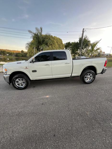 RAM 2500 6.7 I6 24V SLT CABINE DUPLA TURBO DIESEL LARAMIE 4X4 AUTOMTICO, Foto 6