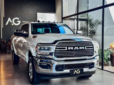 RAM 2500 6.7 I6 24V SLT CABINE DUPLA TURBO DIESEL LARAMIE 4X4 AUTOMTICO, Foto 1