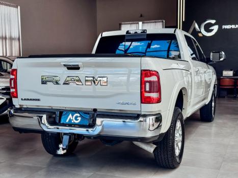 RAM 2500 6.7 I6 24V SLT CABINE DUPLA TURBO DIESEL LARAMIE 4X4 AUTOMTICO, Foto 7