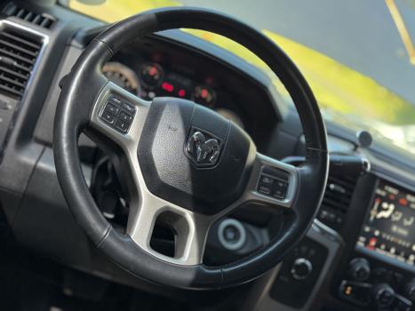 RAM 2500 6.7 I6 24V SLT CABINE DUPLA TURBO DIESEL LARAMIE 4X4 AUTOMTICO, Foto 9