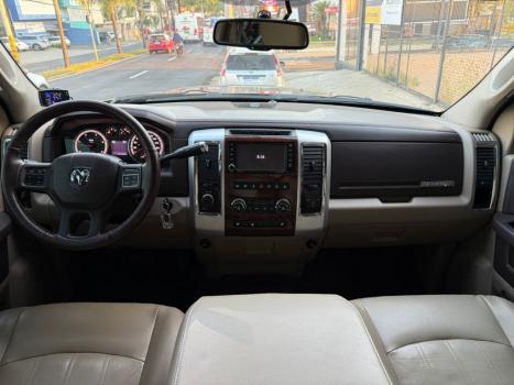 RAM 2500 6.7 I6 24V SLT CABINE DUPLA TURBO DIESEL LARAMIE 4X4 AUTOMTICO, Foto 8