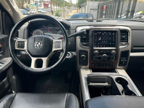 RAM 2500 6.7 I6 24V SLT CABINE DUPLA TURBO DIESEL LARAMIE 4X4 AUTOMTICO, Foto 8