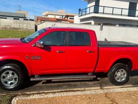 RAM 2500 6.7 I6 24V SLT CABINE DUPLA TURBO DIESEL LARAMIE 4X4 AUTOMTICO, Foto 3