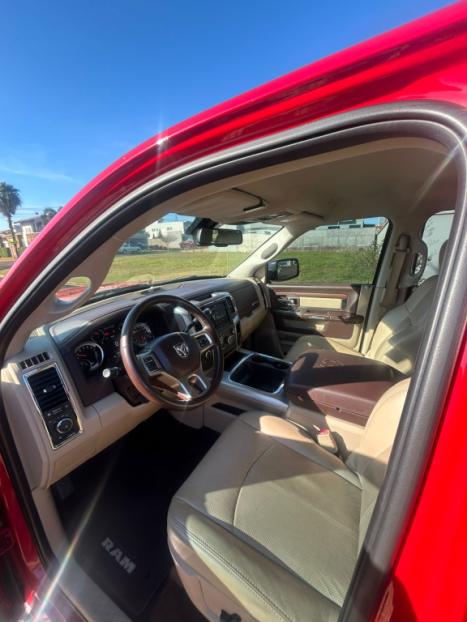 RAM 2500 6.7 I6 24V SLT CABINE DUPLA TURBO DIESEL LARAMIE 4X4 AUTOMTICO, Foto 5