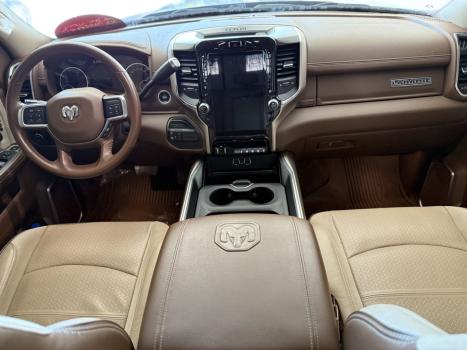 RAM 2500 6.7 I6 24V SLT CABINE DUPLA TURBO DIESEL LARAMIE 4X4 AUTOMTICO, Foto 10
