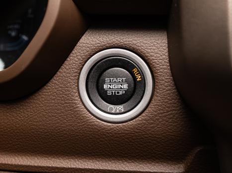 RAM 2500 6.7 I6 24V SLT CABINE DUPLA TURBO DIESEL LARAMIE 4X4 AUTOMTICO, Foto 17