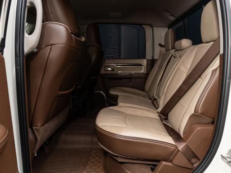 RAM 2500 6.7 I6 24V SLT CABINE DUPLA TURBO DIESEL LARAMIE 4X4 AUTOMTICO, Foto 29