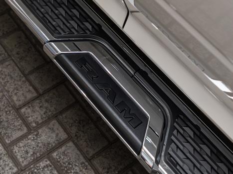 RAM 2500 6.7 I6 24V SLT CABINE DUPLA TURBO DIESEL LARAMIE 4X4 AUTOMTICO, Foto 36