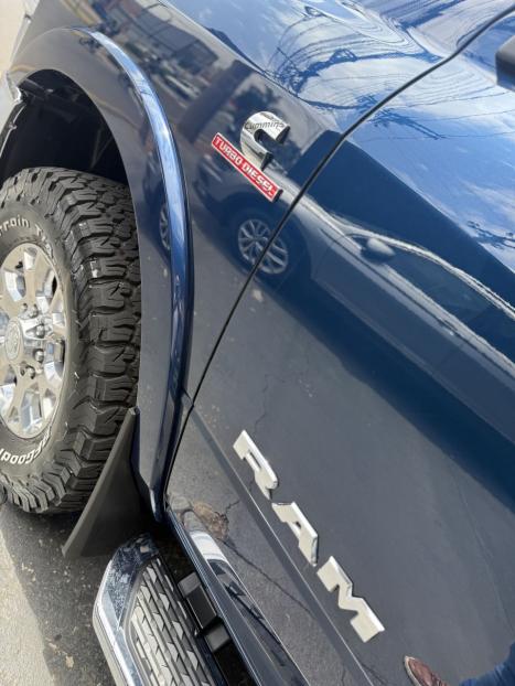 RAM 2500 6.7 I6 24V SLT CABINE DUPLA TURBO DIESEL LARAMIE 4X4 AUTOMTICO, Foto 16