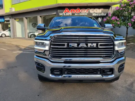 RAM 3500 6.7 I6 LARAMIE NIGHT EDITION CABINE DUPLA 4X4 TURBO DIESEL AUTOMTICO, Foto 5