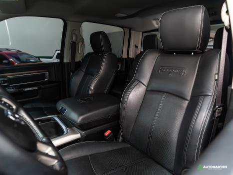 RAM Classic 5.7 V8 32V 4P HEMI LARAMIE AUTOMTICO, Foto 7
