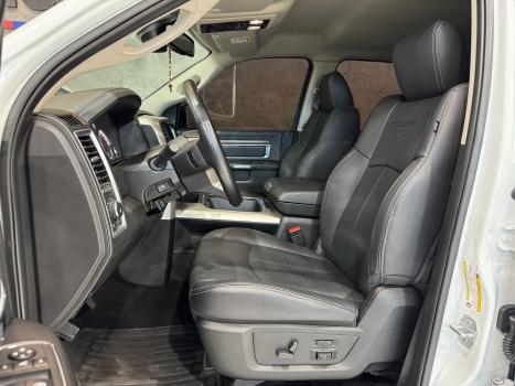 RAM Classic 5.7 V8 32V 4P HEMI LARAMIE AUTOMTICO, Foto 10